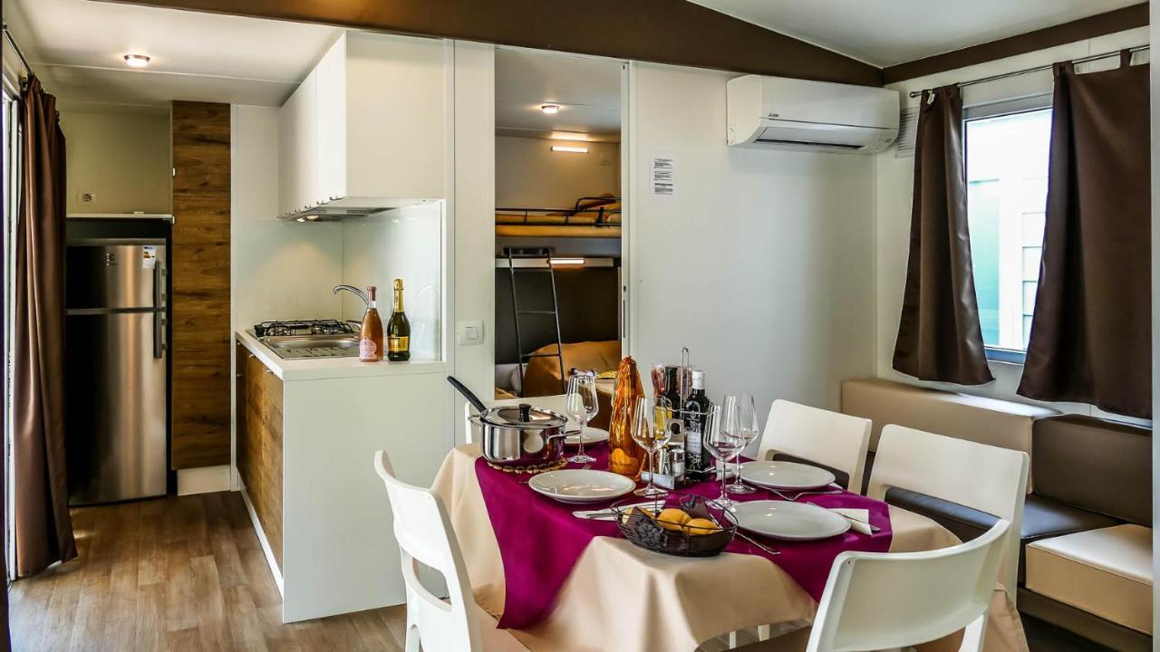 Camping Belvedere Lazise Exteriör bild